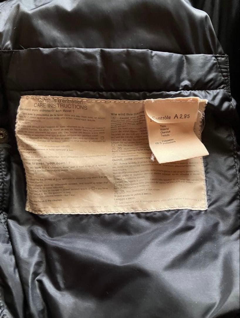 e*e様 モンクレール パリス 青タグ 初期 ブラック サイズ3 - メルカリ
