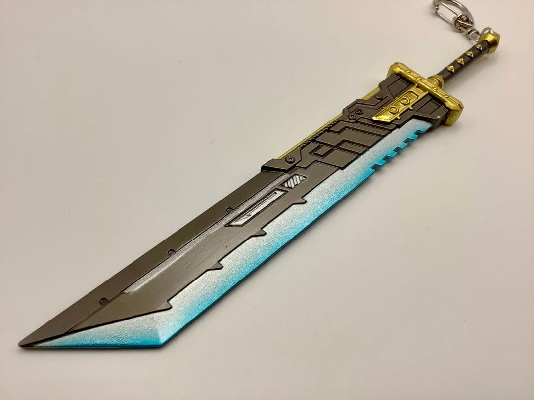 至高の美しさ】FF7R × Apex コラボ バスターソード R2 金属製 - メルカリ