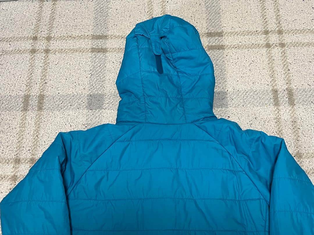 mont-bellダウンジャケット 水色 短丈 リバーシブル おーた着 - メルカリ
