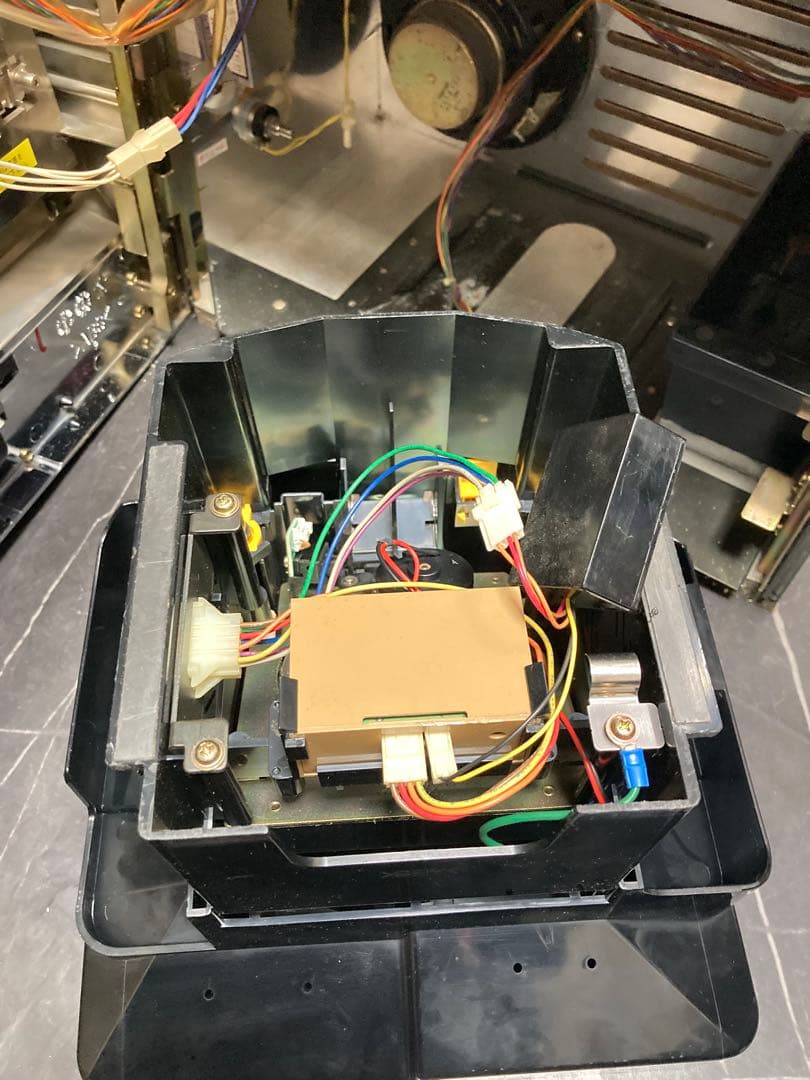 パチスロ実機 ドロンジョ コイン不要機 ボリューム 設定、ドアキー 4号機