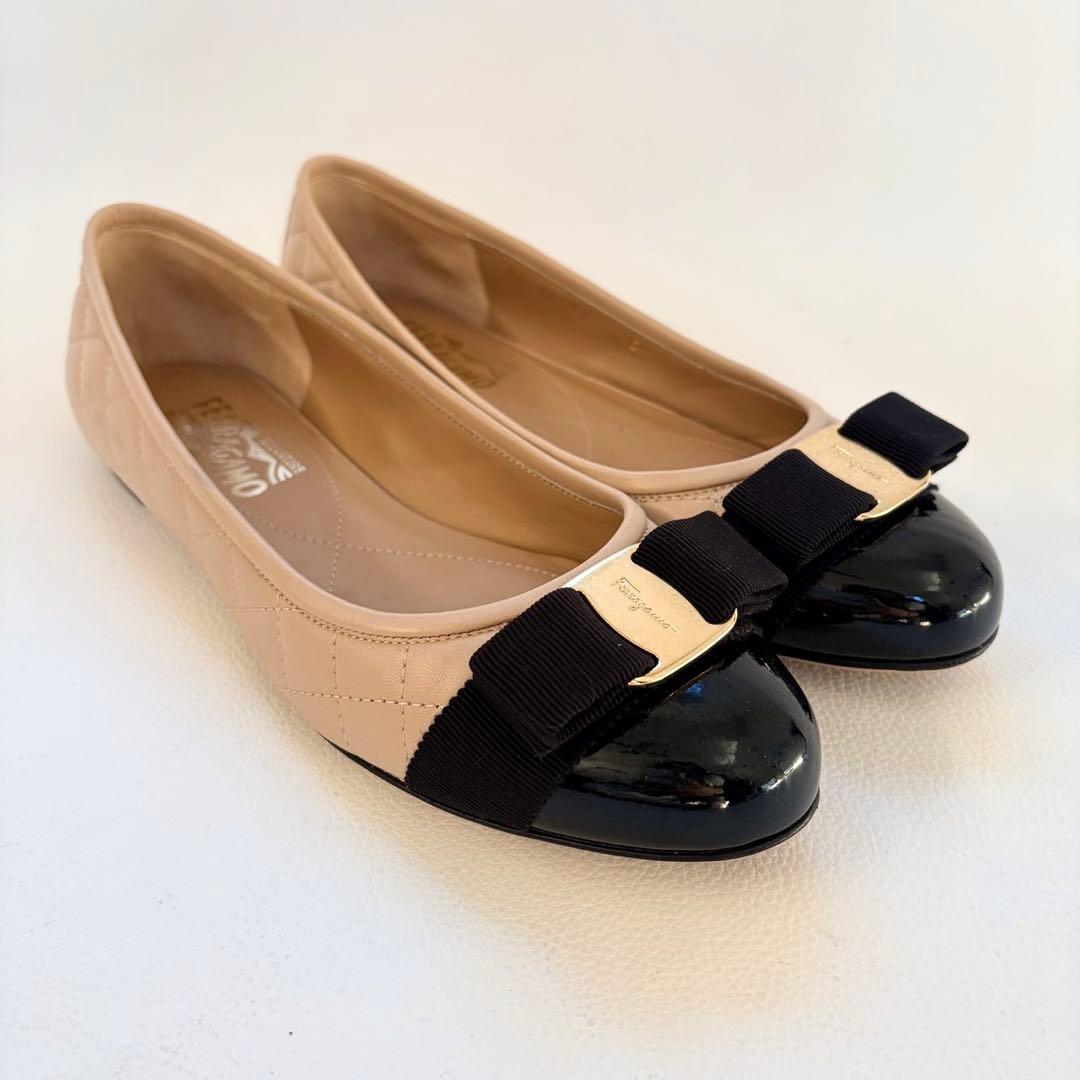 ももサルヴァトーレフェラガモ ヴァリナ キルティングフラットシューズ ヴァリナ VARINA レディース フラットシューズ |フェラガモ Ferragamo