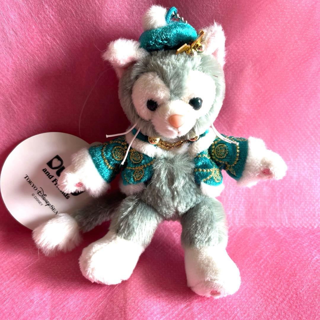 ディズニーシー・ダッフィー・ジェラトーニくんキラキラな衣装の