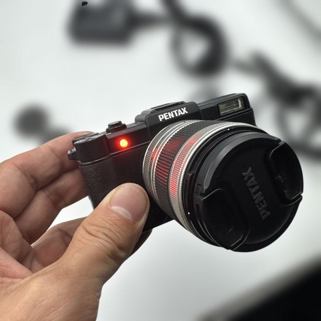 ②PENTAX ミラーレス一眼 SMC PENTAX 8.5mm f/1.9