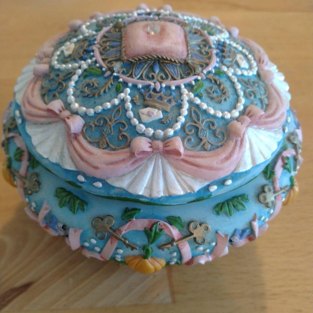 【On_ink15】海外製　シンデレラ　オルゴール On_ink15様専用】海外製 シンデレラ オルゴール - メルカリ