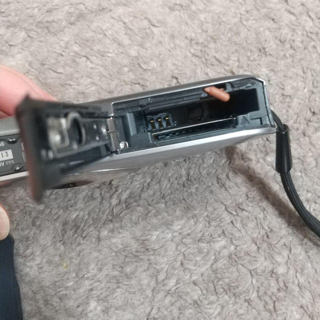 Canon IXY DIGITAL 12.1MP コンパクトデジタルカメラ