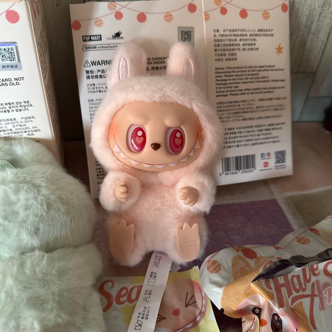 POPMART labubu ラブブ have a seat 正規品2点 - メルカリ