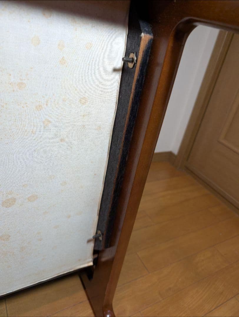 《送料込》カリモク Kチェア 右 スタンダードブラック 1シーター ソファ椅子