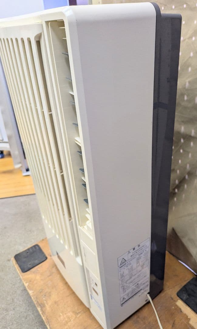 《リユース美品》YAMAZEN 窓用エアコン ホワイト