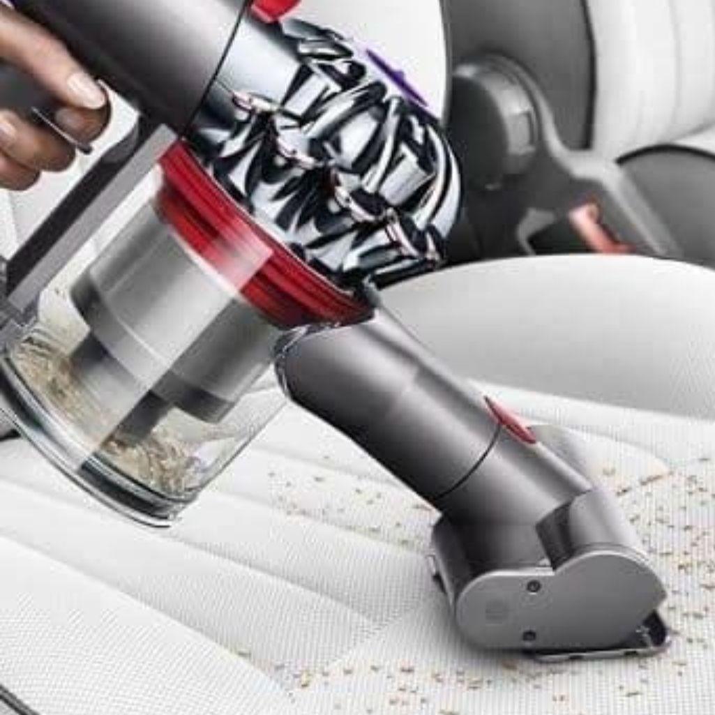 ダイソン V8 SV10K掃除機＋マキタ18vアダプターセット分解清掃済み動作