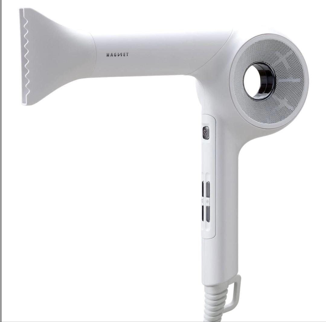 《MAGNETHairPro（マグネットヘアプロ）》ドライヤー