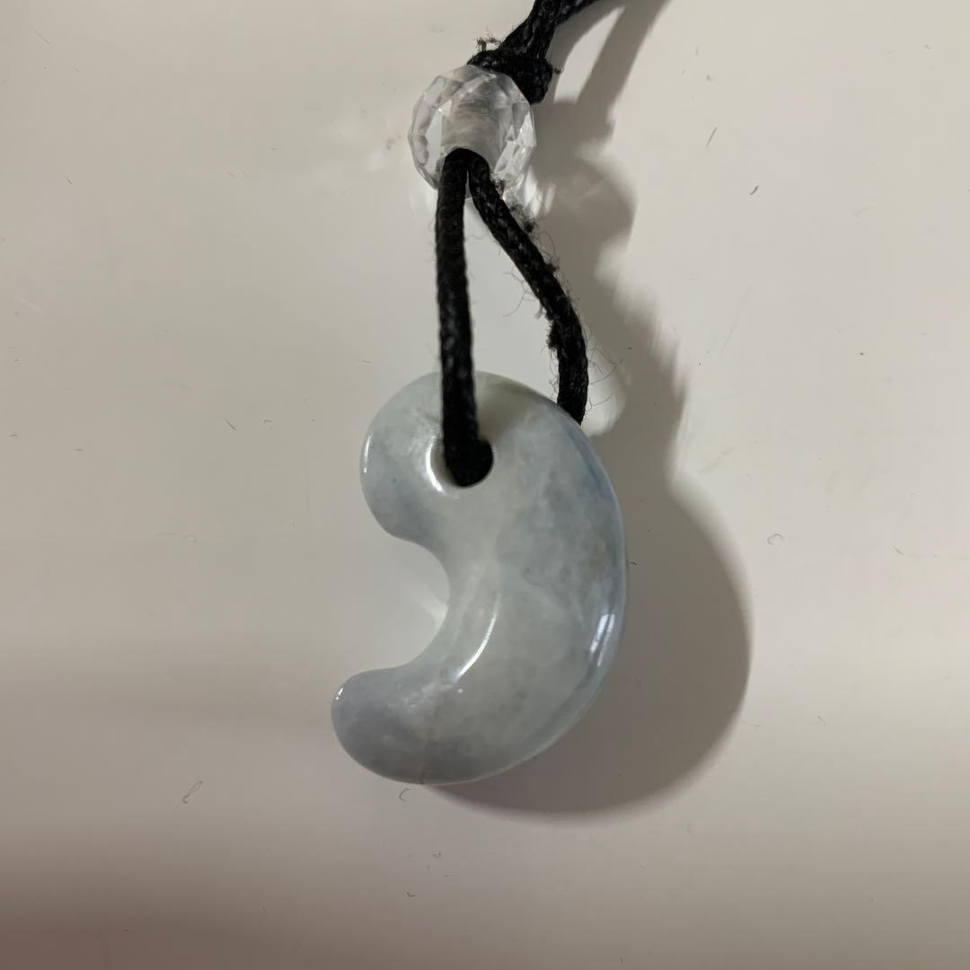 糸魚川翡翠☆勾玉☆ラベンダー翡翠 - メルカリ