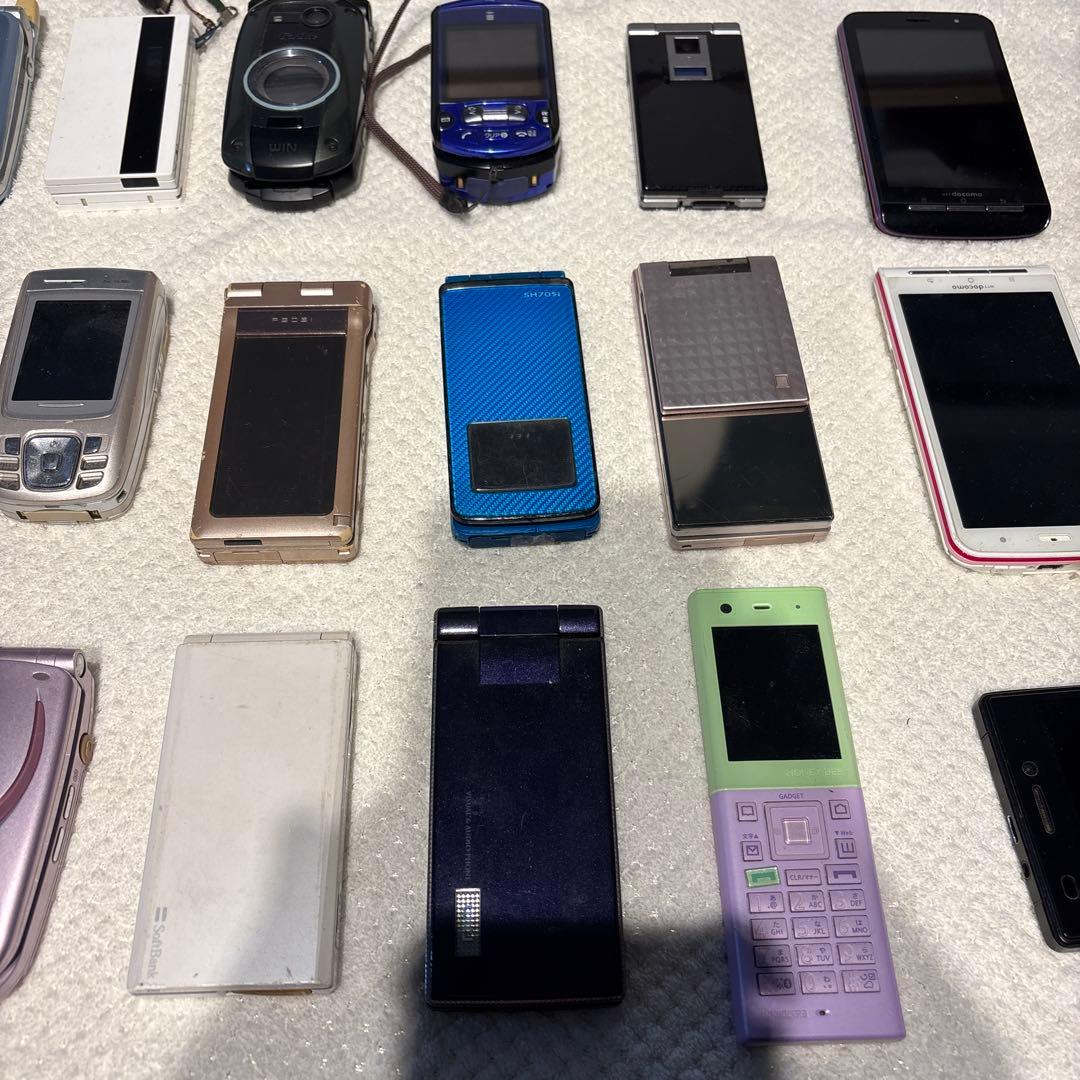 ガラケー スマホ レトロ携帯 本体まとめ売りセット スマホまとめ売り20