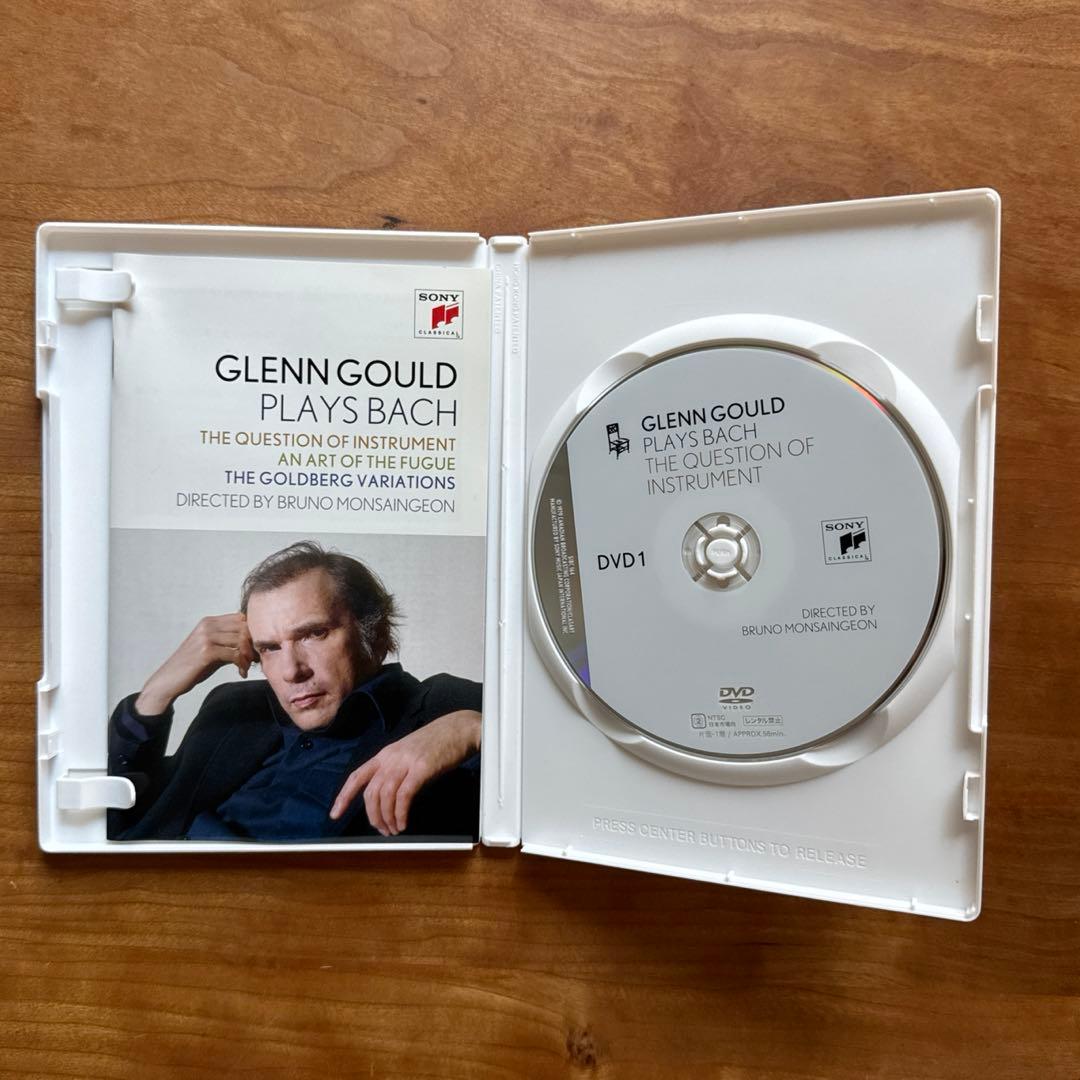 グレン・グールド・プレイズ・バッハ～ブリュノ・モンサンジョン監督三部作（3BD）