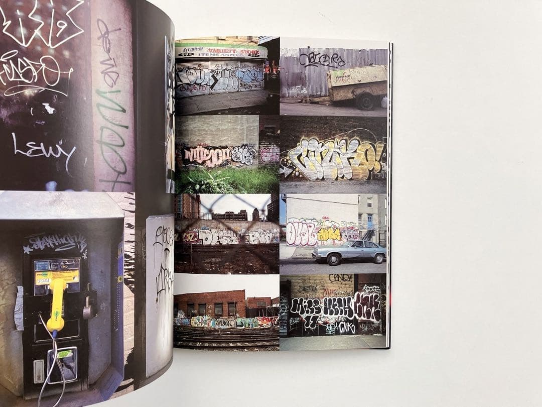 ステッカー付き‼️ 絶版‼️ Peter Sutherland 写真集