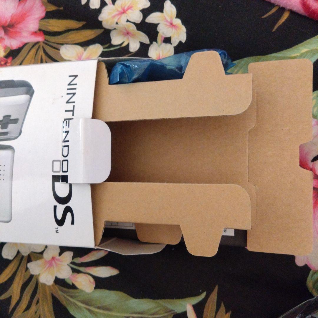 期間限定値下げ】ニンテンドーDS☆ 初代 シルバー 中古＋ソフト - メルカリ