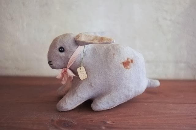 フランス 青いうさぎさんと薔薇色のリボンc ドール テディベア