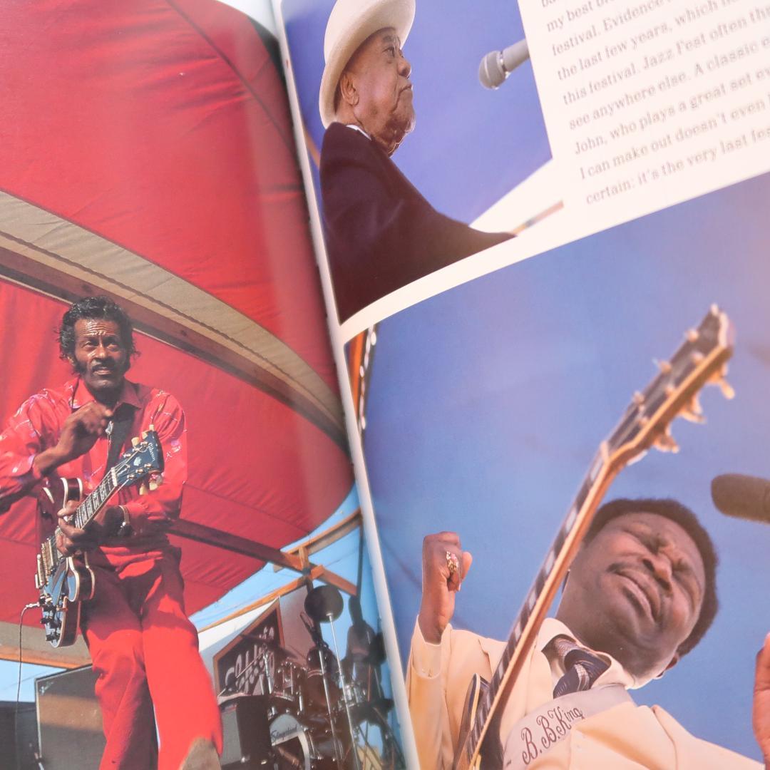 セール！ 希少サイン本　洋書　The Unclosed Eye （写真集）