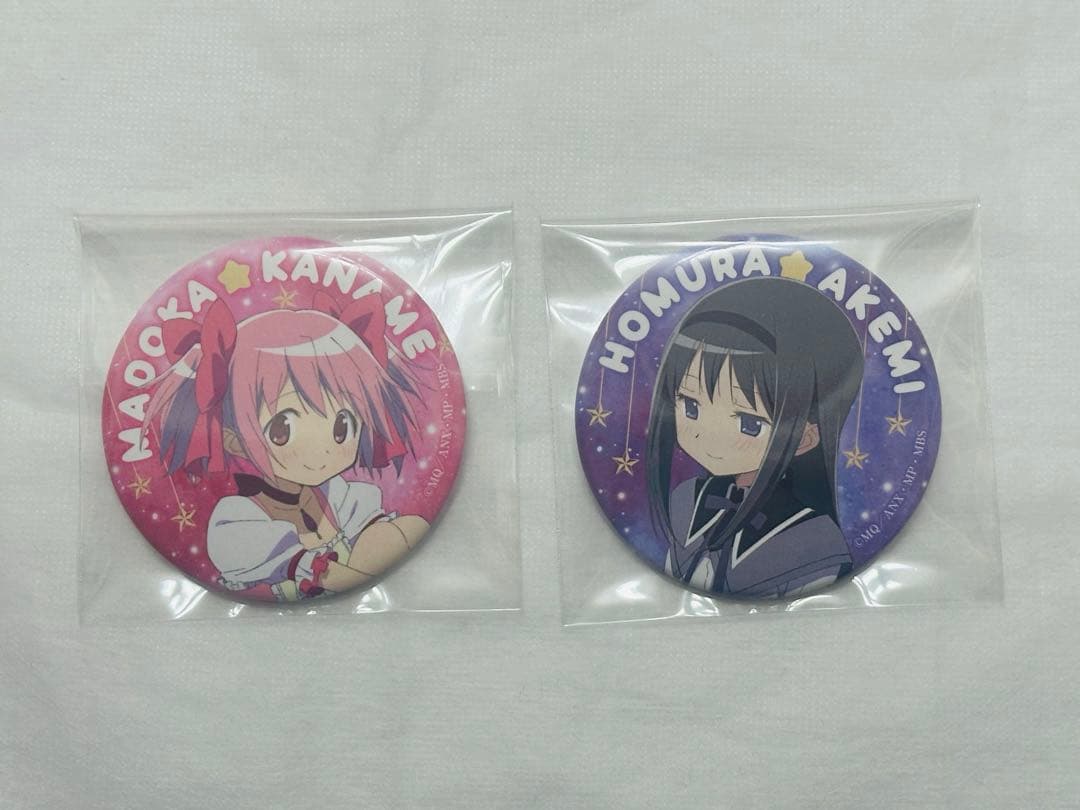 魔法少女まどか☆マギカ×ドン・キホーテ 缶バッジ 鹿目まどか 暁美ほむら