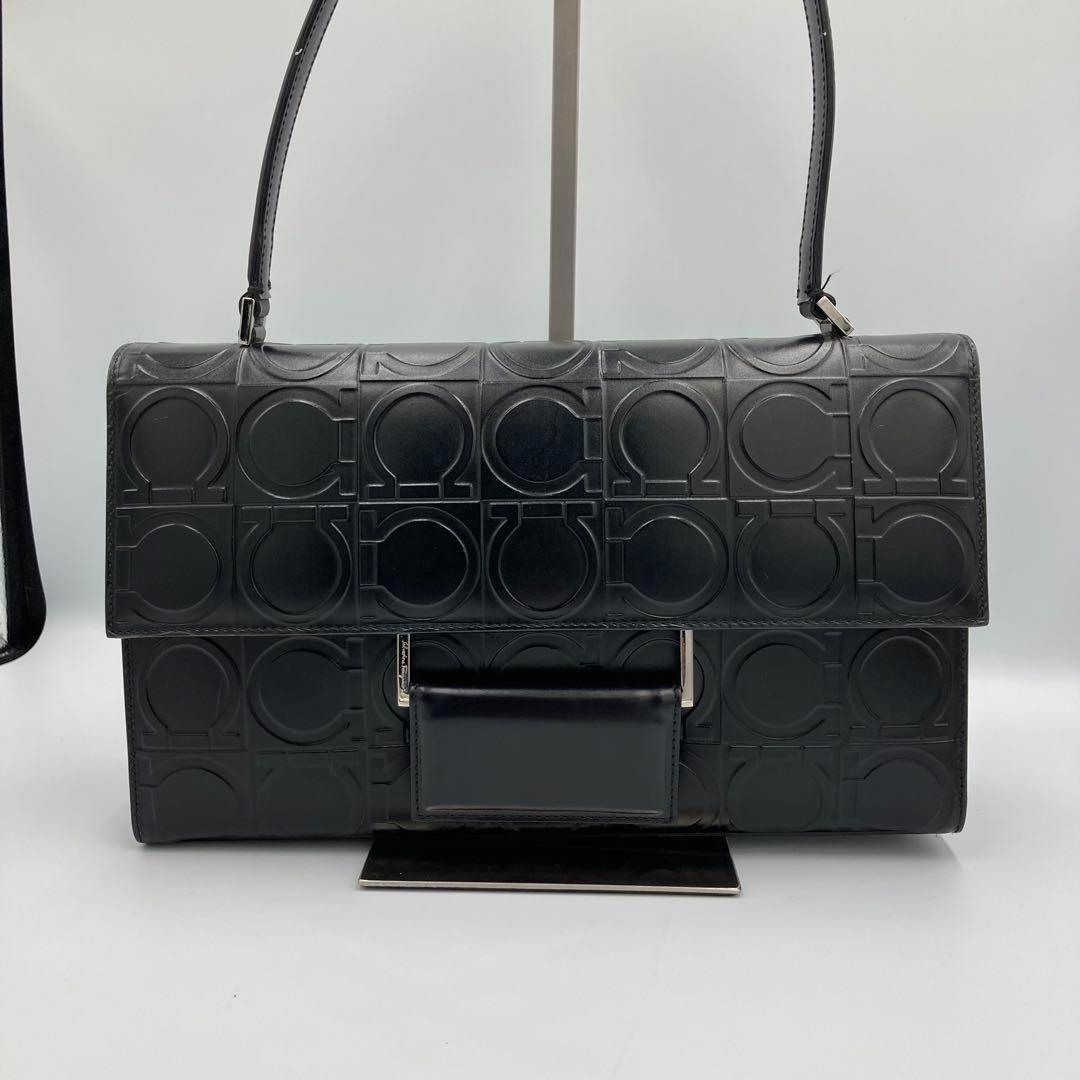 ！新品同然！　サルヴァトーレ　フェラガモ　ガンチーニ　ハンドバック　レザー サルヴァトーレフェラガモ ガンチーニ ブランドオフ Salvatore