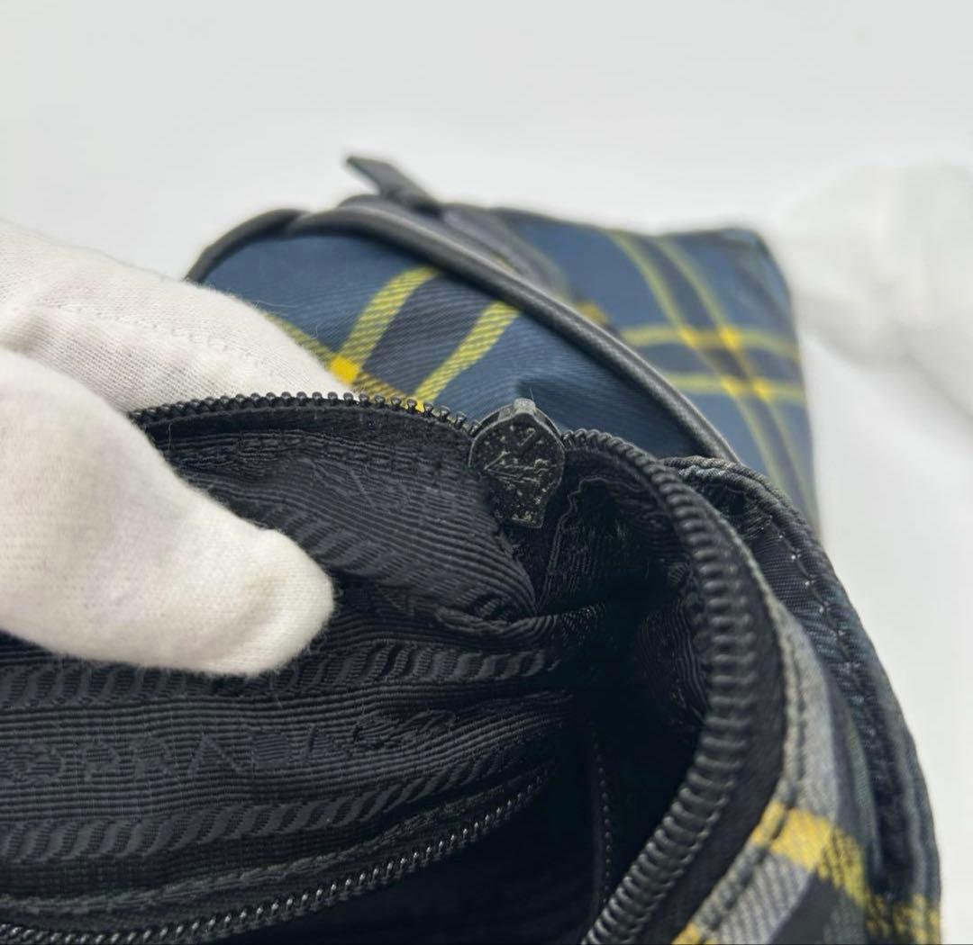 PRADA ショルダーバッグ タータンチェック ナイロン グリーン - メルカリ