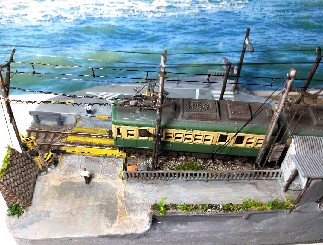 商談専用品】Nゲージ・ジオラマ展示台「江ノ電・鎌倉高校前駅と踏切