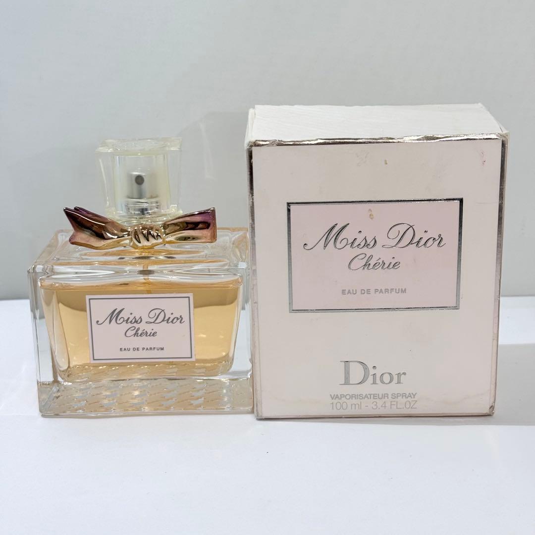 Dior Miss Dior EAU DE PARFUM 100ml 香水 Miss Dior Parfum, Fruity, Floral and Woody Designer Perfume | DIOR