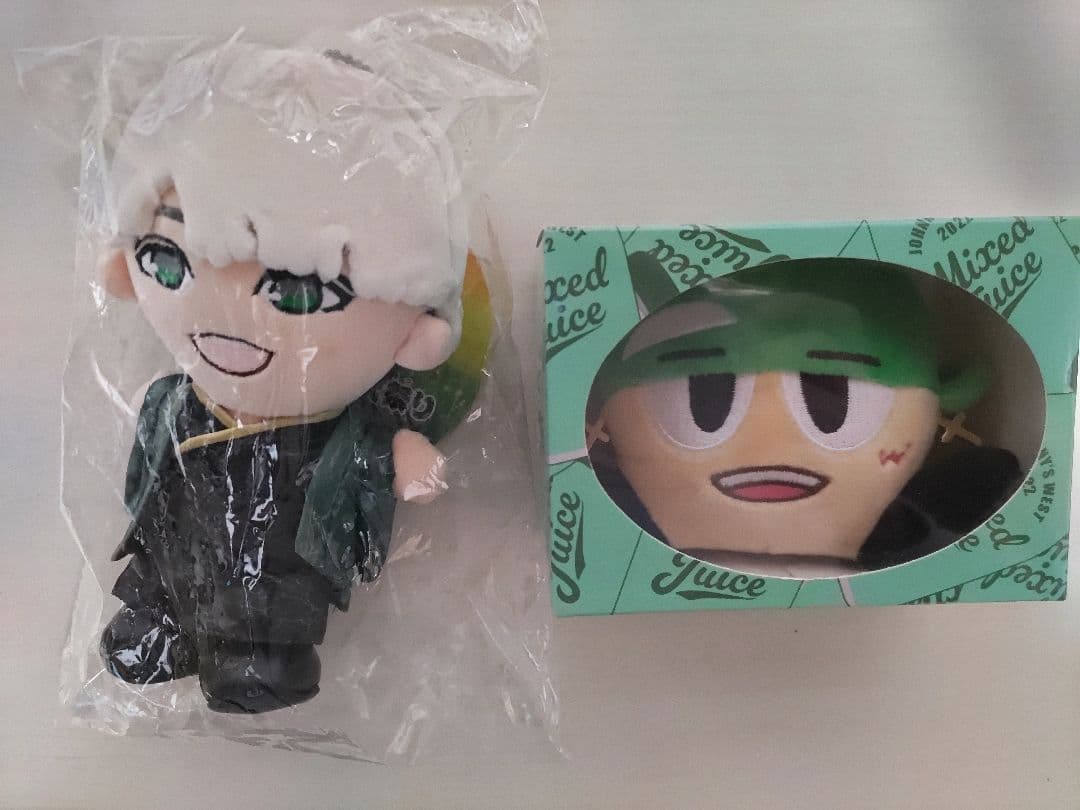 WEST. 神山智洋 ちびスト ぶらさげるヤツ - メルカリ