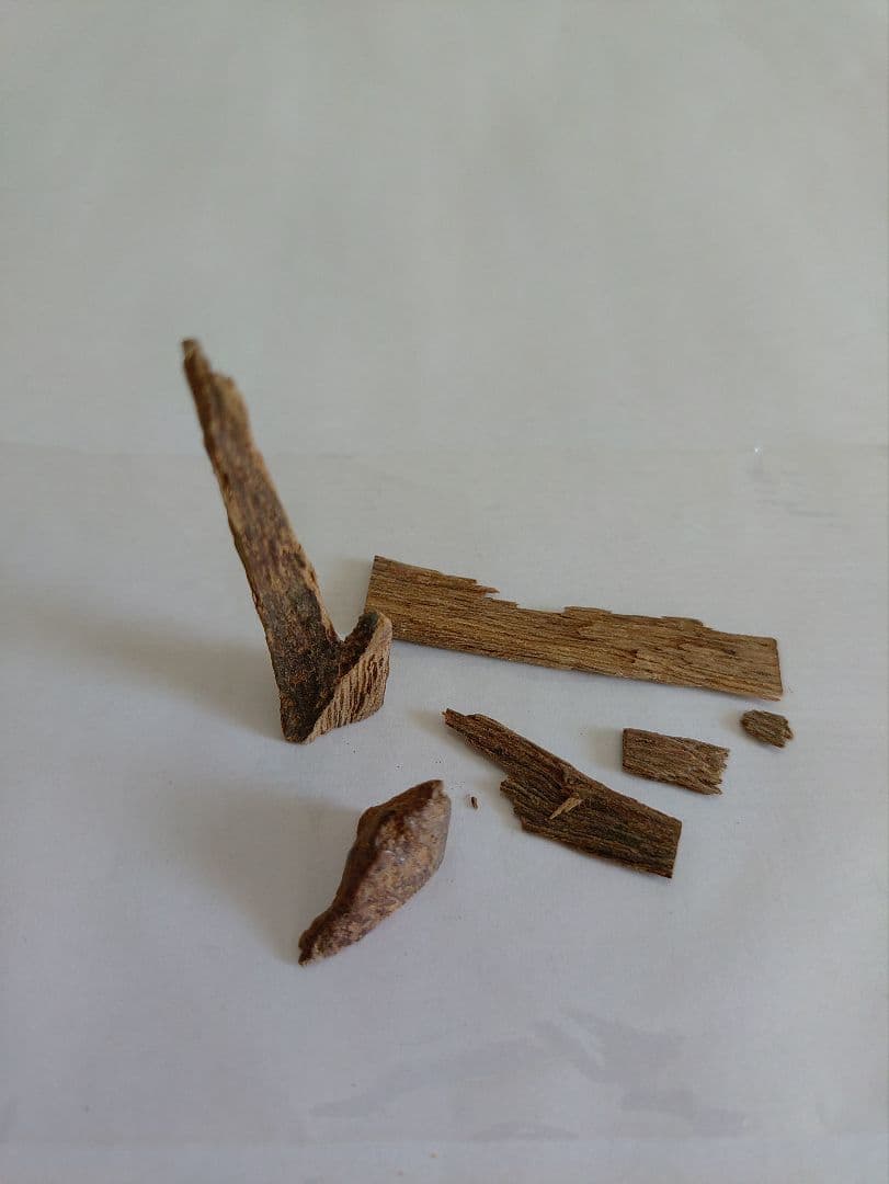 古渡命銘木　眞那賀　1.57g 1点物 沈香　香木　お香 [ウ 眞那賀]