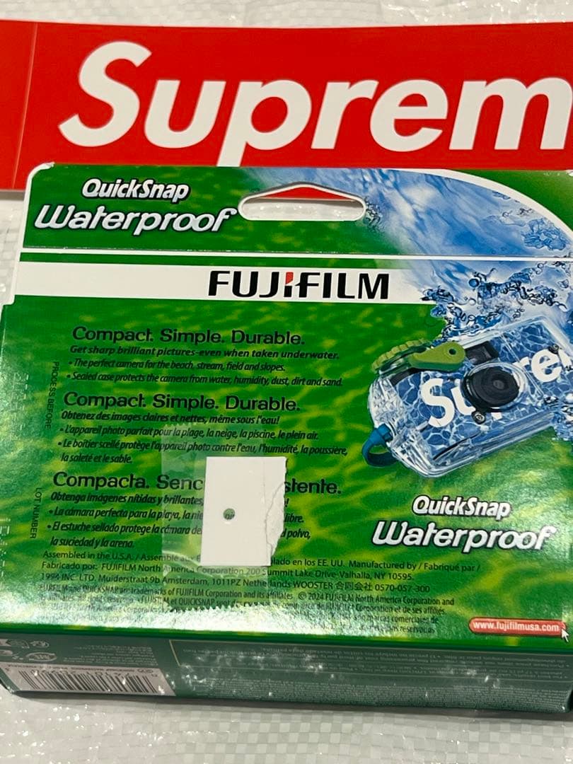 Supreme FujiFilm Waterproof Camera 使い捨て - メルカリ