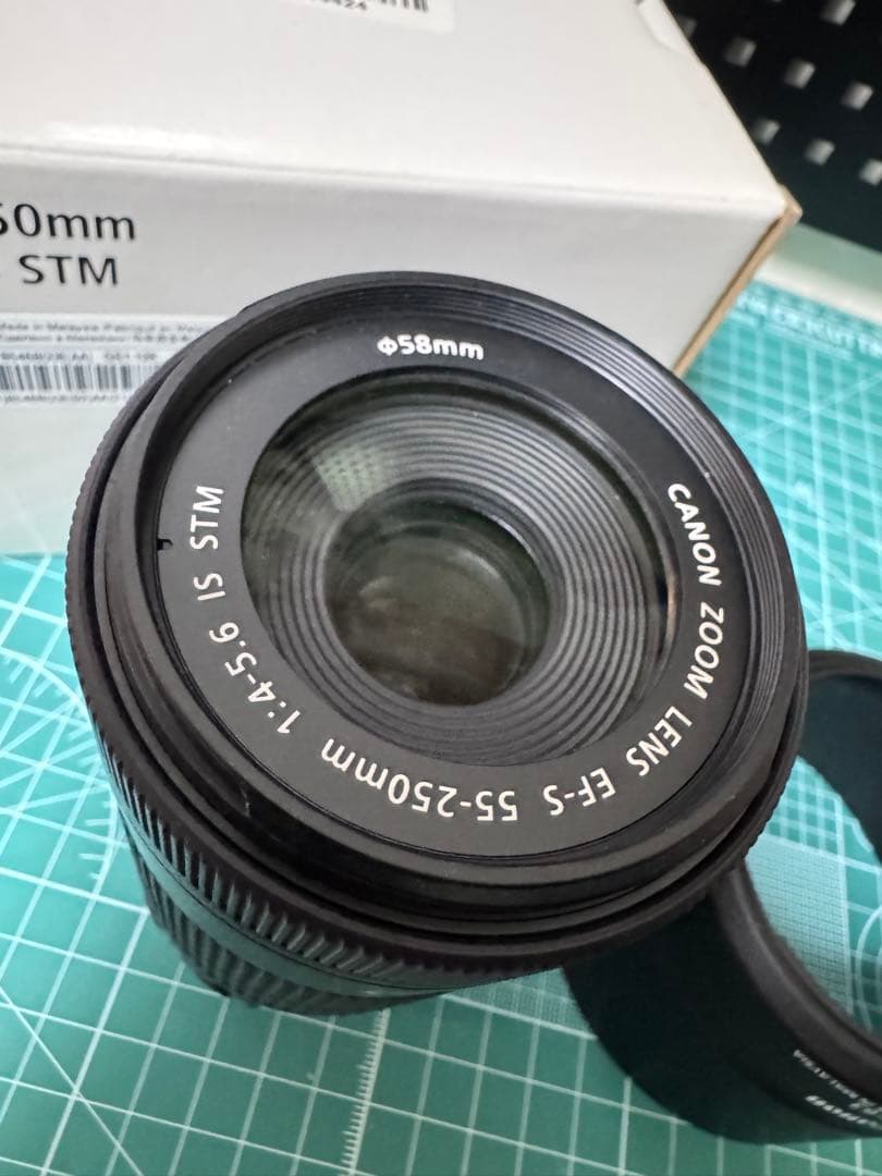 55-250 is stm キャノン canon フード付き