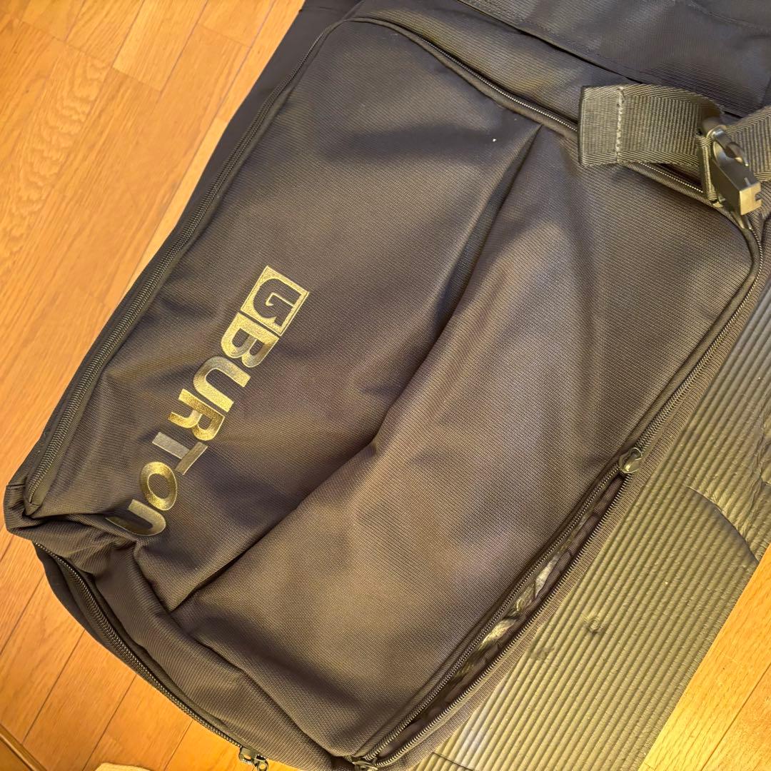 Burton スノボケース　キャスター付き VAXPOT（バックスポット） スノーボードケース キャスター 付き