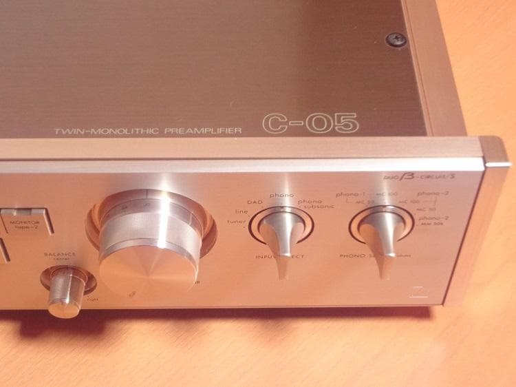 LUXMAN C-05 コントロールアンプ 1983年製 美品 - メルカリ