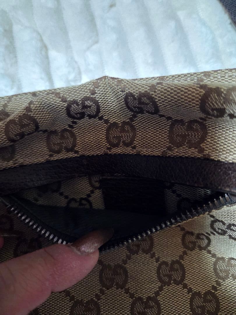 GUCCI ボディバッグ GGパターン ベージュ 5日まで！