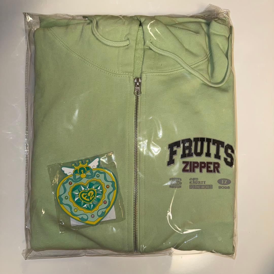 東京ドーム値下げ‼️ FRUITSZIPPER 櫻井優衣 推しアピパーカー +鏡 推しカメラ 櫻井優衣】FRUITS ZIPPER「かがみ」/ 2025.02.22 Special