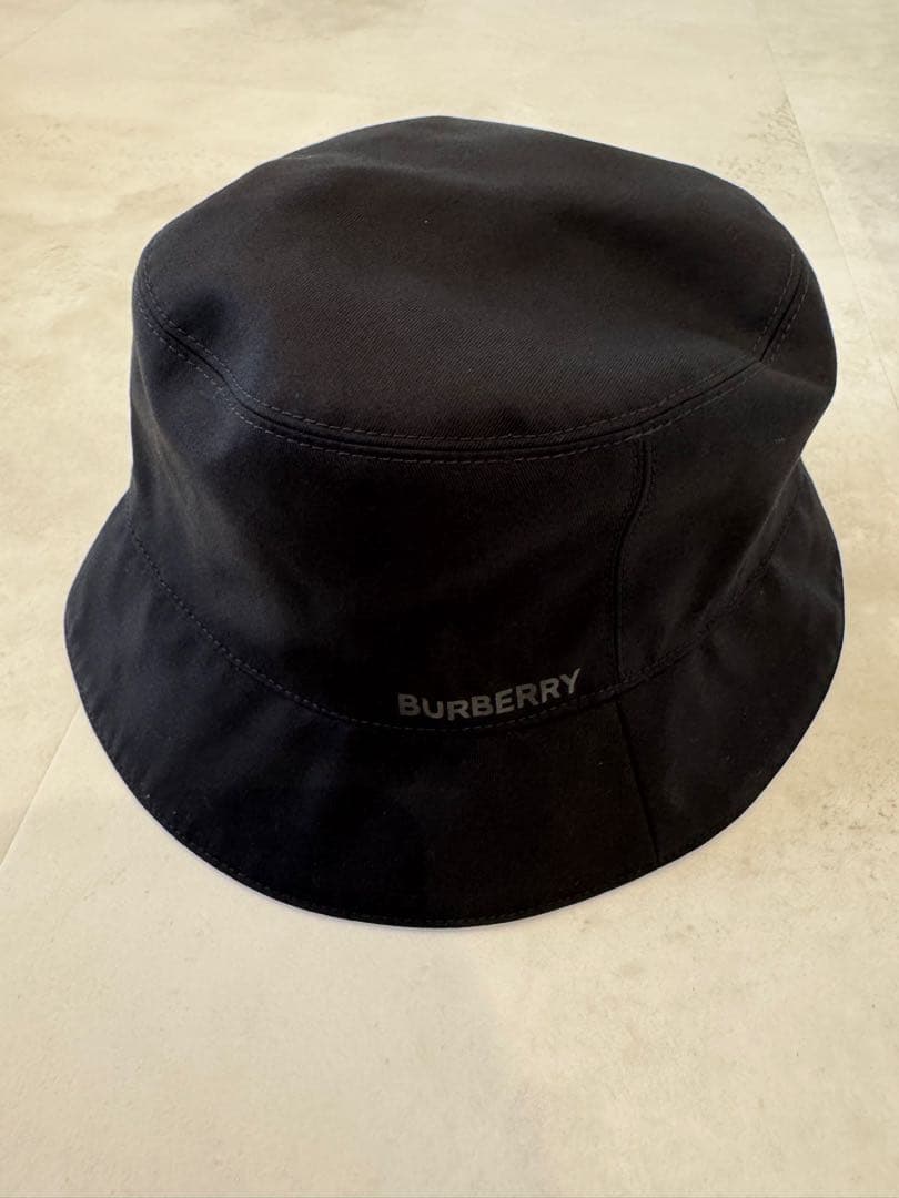 Burberry リバーシブルバケットハット L - メルカリ