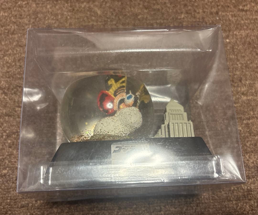 モスラ スノードーム ゴジラVSモスラ 新品未開封 鱗粉仕様 - メルカリ