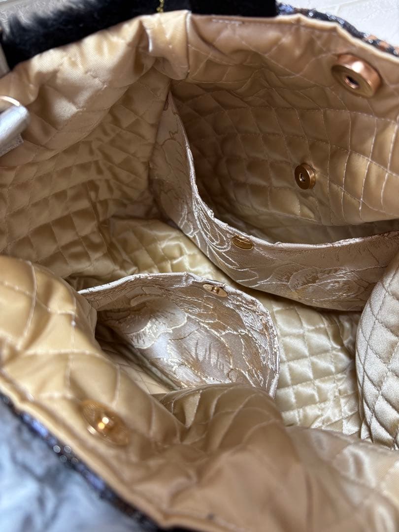 山*ば様 コヤンイサムチョン ファーバッグ ギムくん グレーうさちゃん