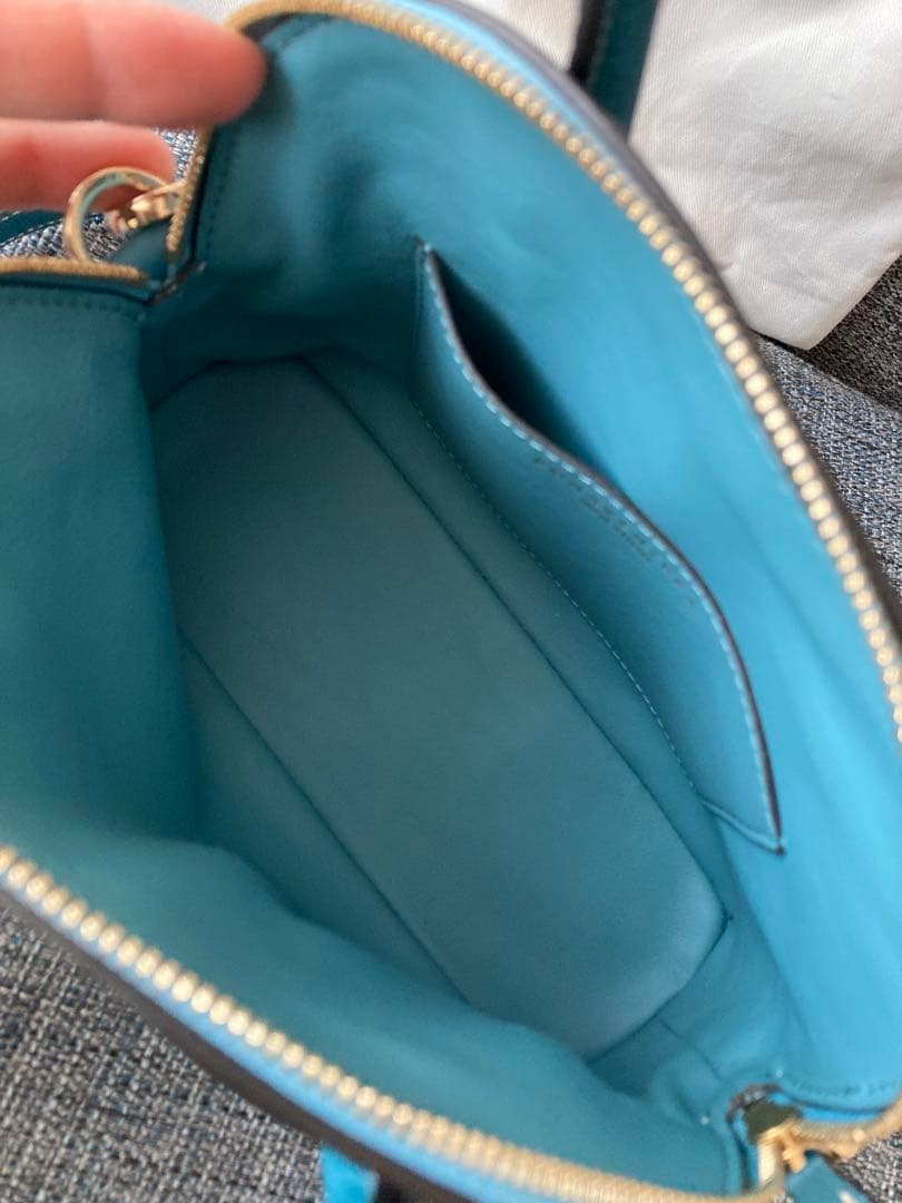 BONAVENTURA エマ22 シュリンクレザー 2way ブルーシアン - メルカリ