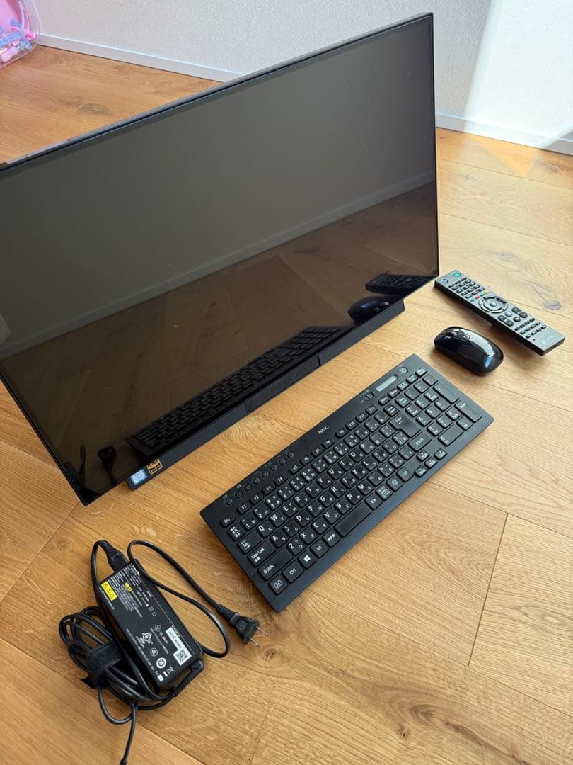 NEC LAVIE PC-DA970MAB 27型 一体型PC(初期化済) LAVIE Desk All-in-one（DA970/MAB ダブルチューナ搭載） デスクトップ