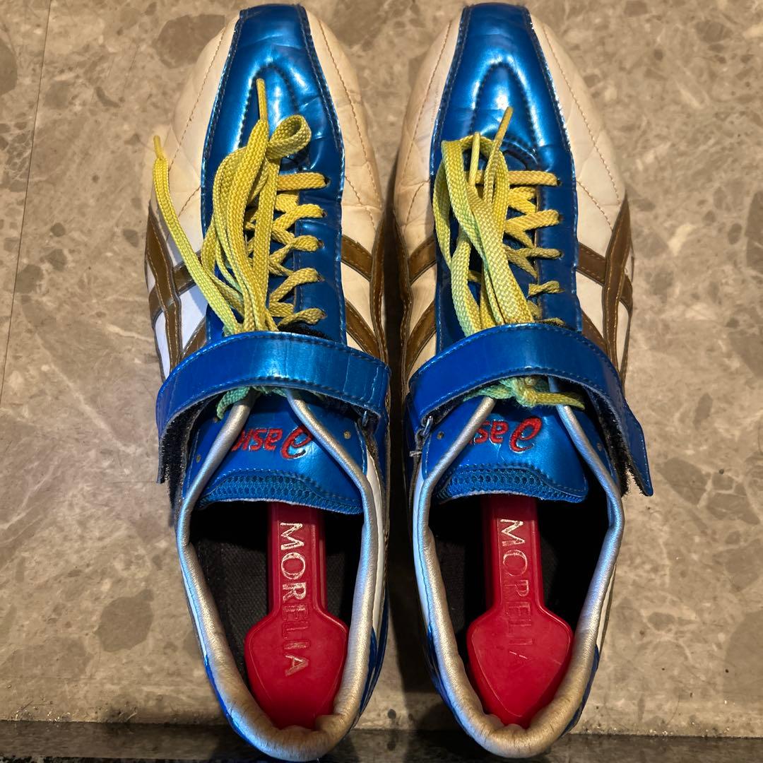 asics スパイクシューズ 青/白/金 - メルカリ