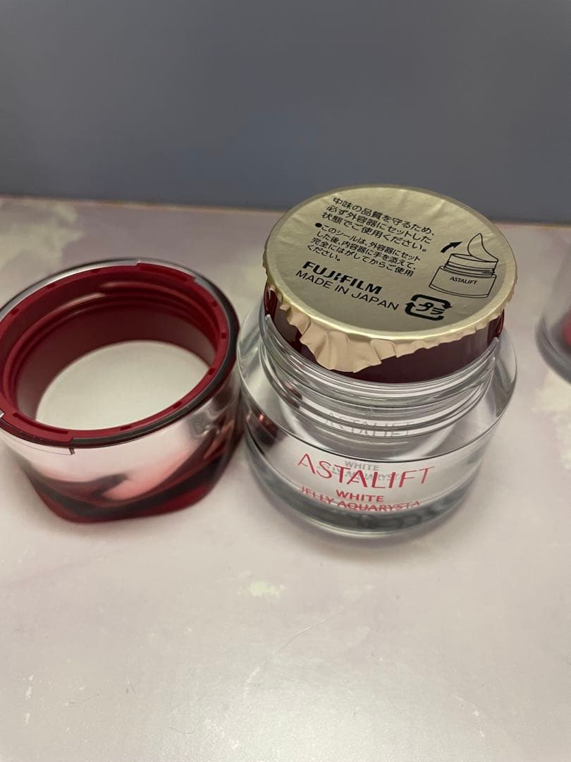 アスタリフト ホワイト ジェリー アク エッセンスインライルトD-UVクリア