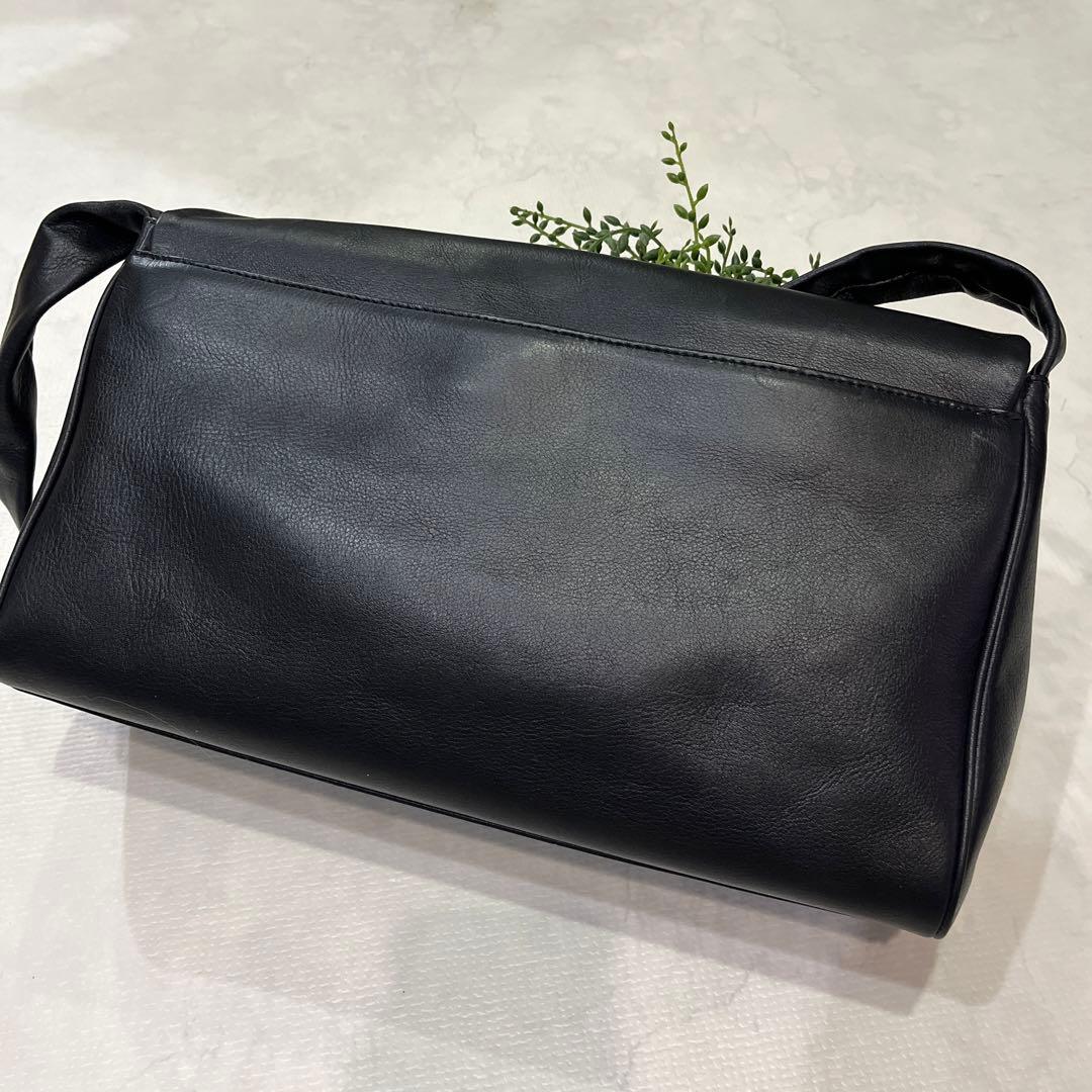 TSUMORI CHISATO ツモリチサト レザーショルダーバッグ ラム革