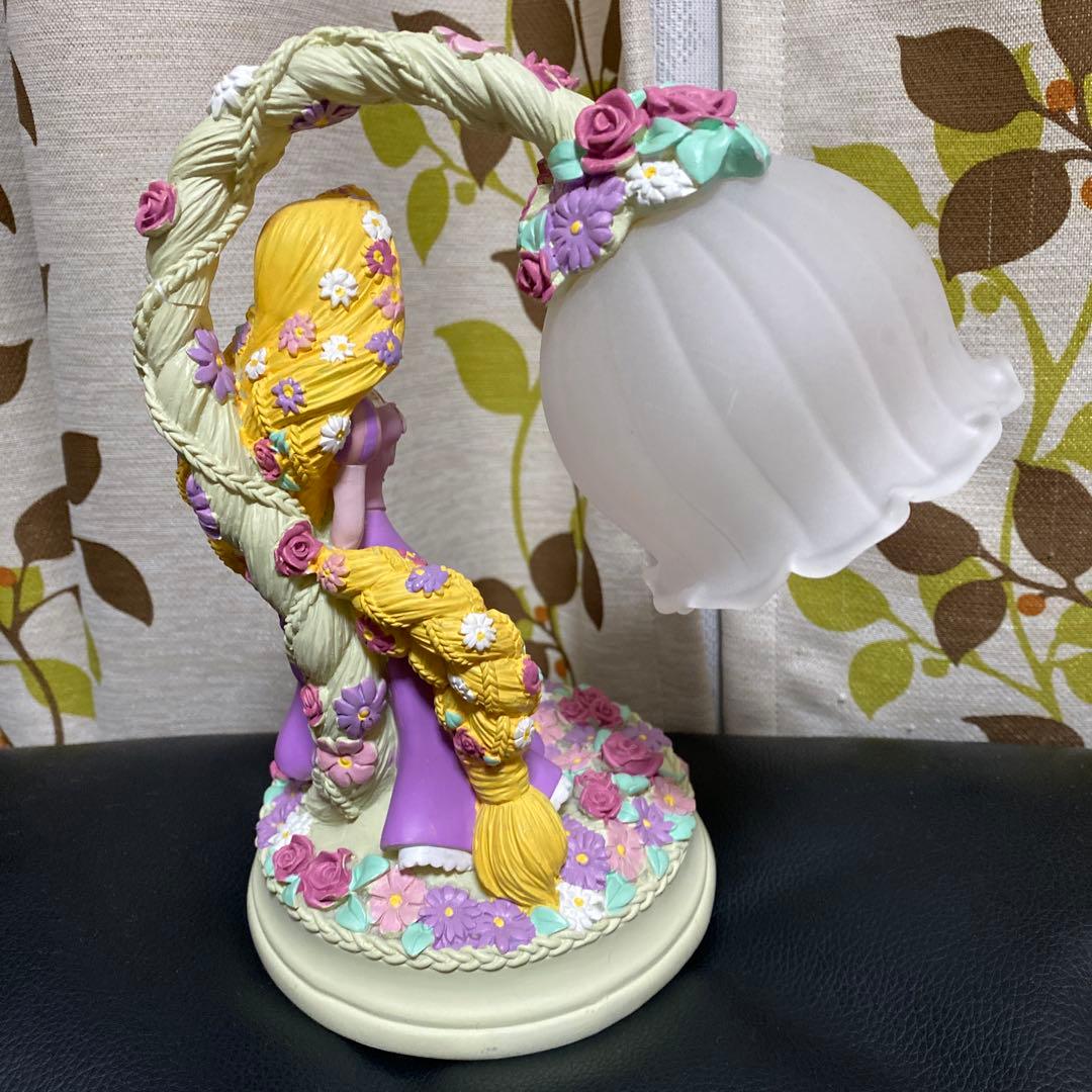訳あり ディズニーストア ラプンツェル ランプスタンド 電池式 - メルカリ
