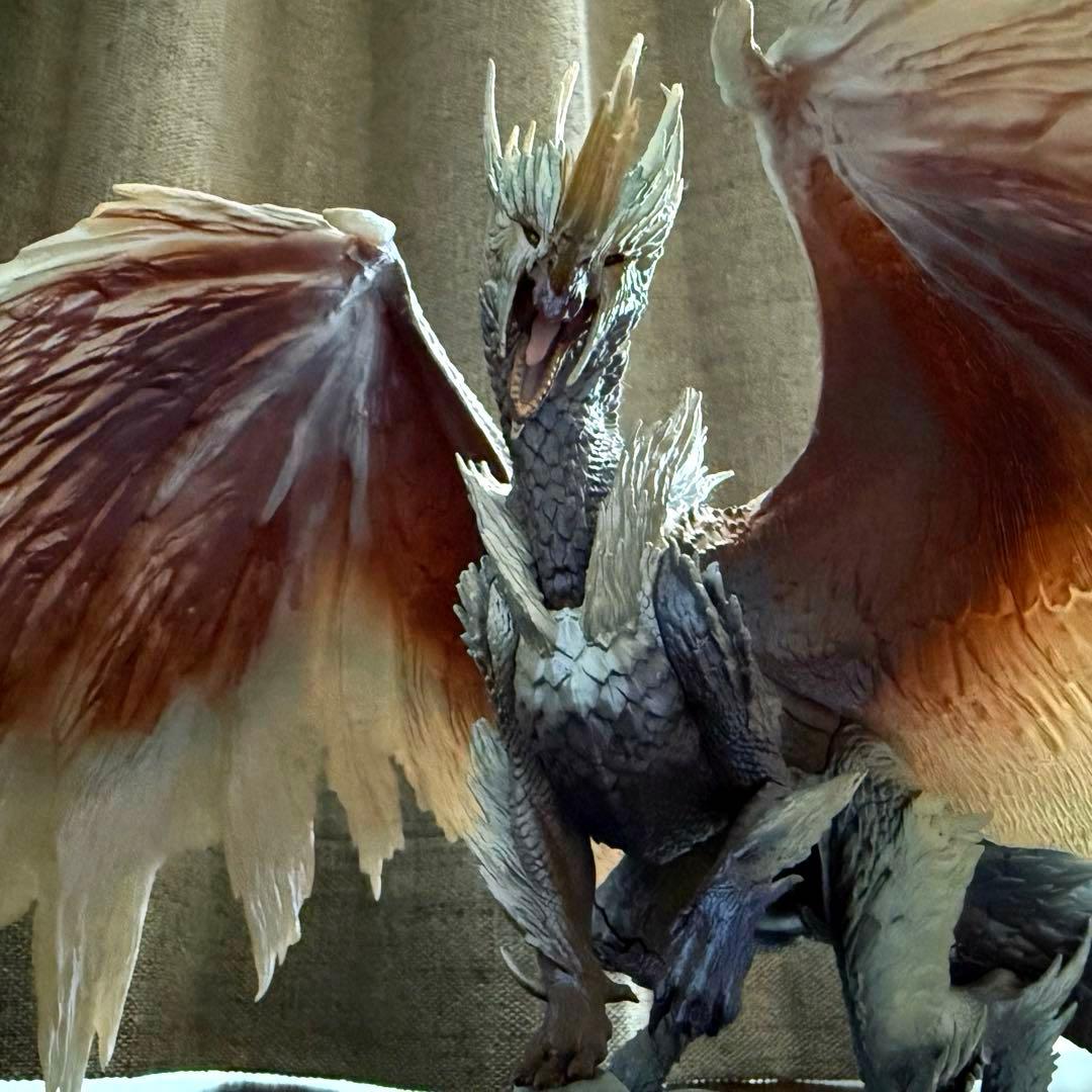 一番くじ イヴェルカーナ モンスターハンター アイスボーン フィギュア