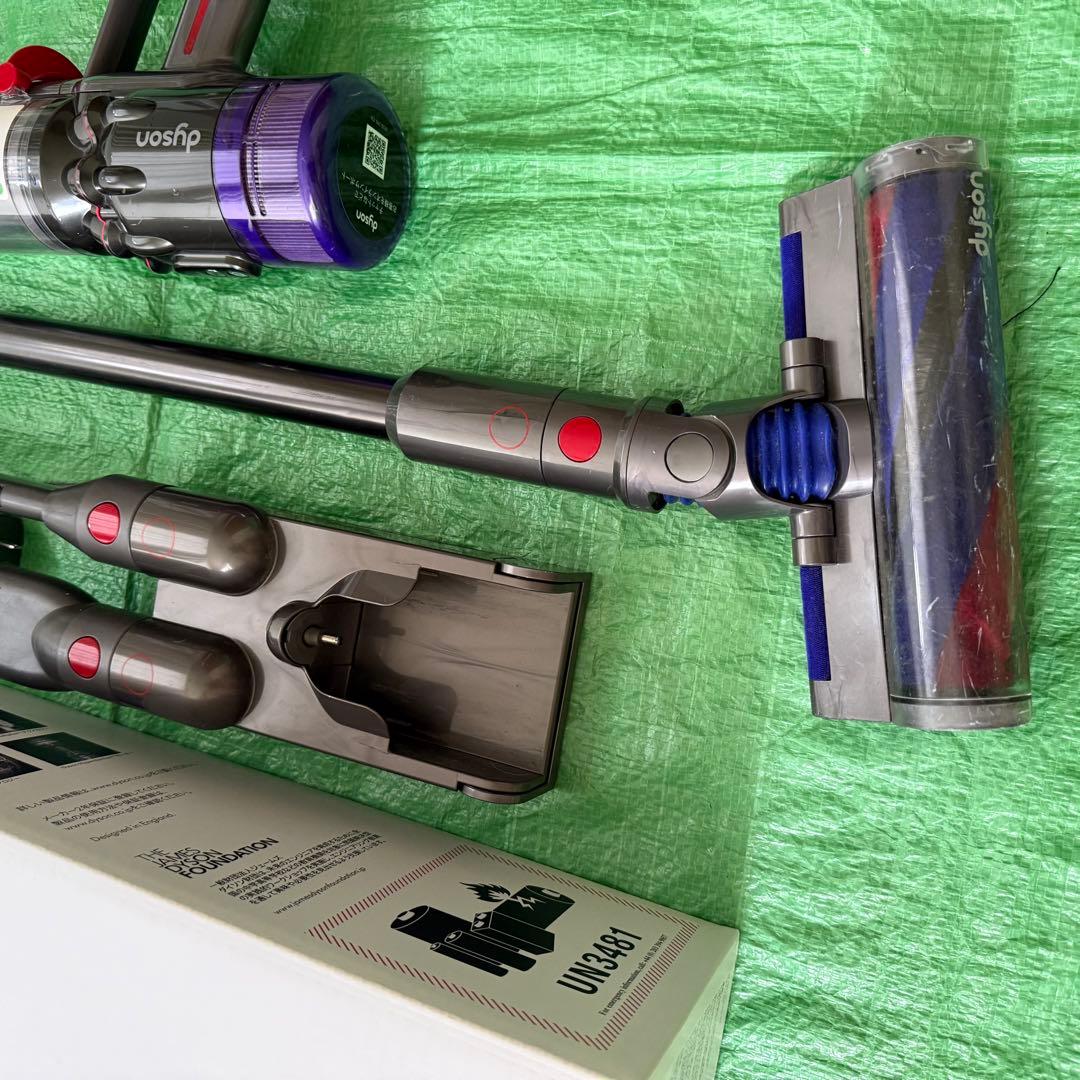 今だけ割引！ダイソン　dyson micro 1.5kg SV21FF