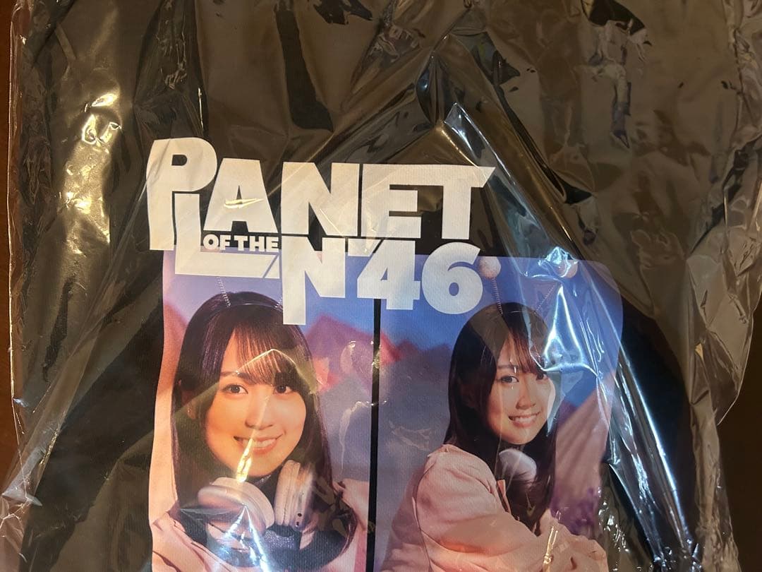 し*ん様 乃木フェス 賀喜遥香 サイン入り トレーナー - メルカリ