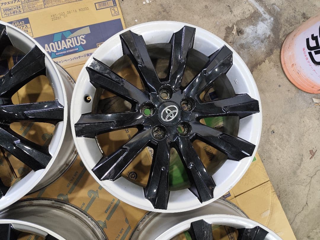 トヨタ 純正 18インチ ヴァンガード純正 ホイール ハリアー　 7.5J