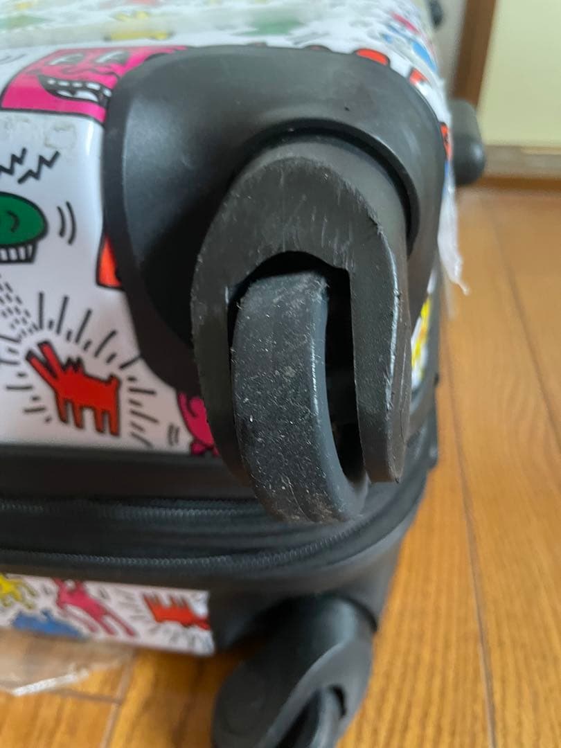 BIGBANG × キースヘリング スーツケース - メルカリ