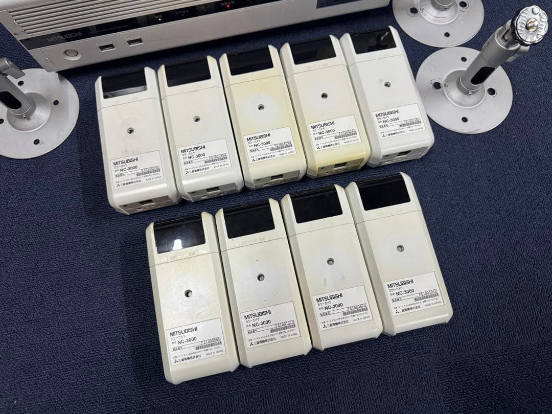 三菱レコーダーNR-3500/カメラNC-3000【モニター/ステー付き】 - メルカリ