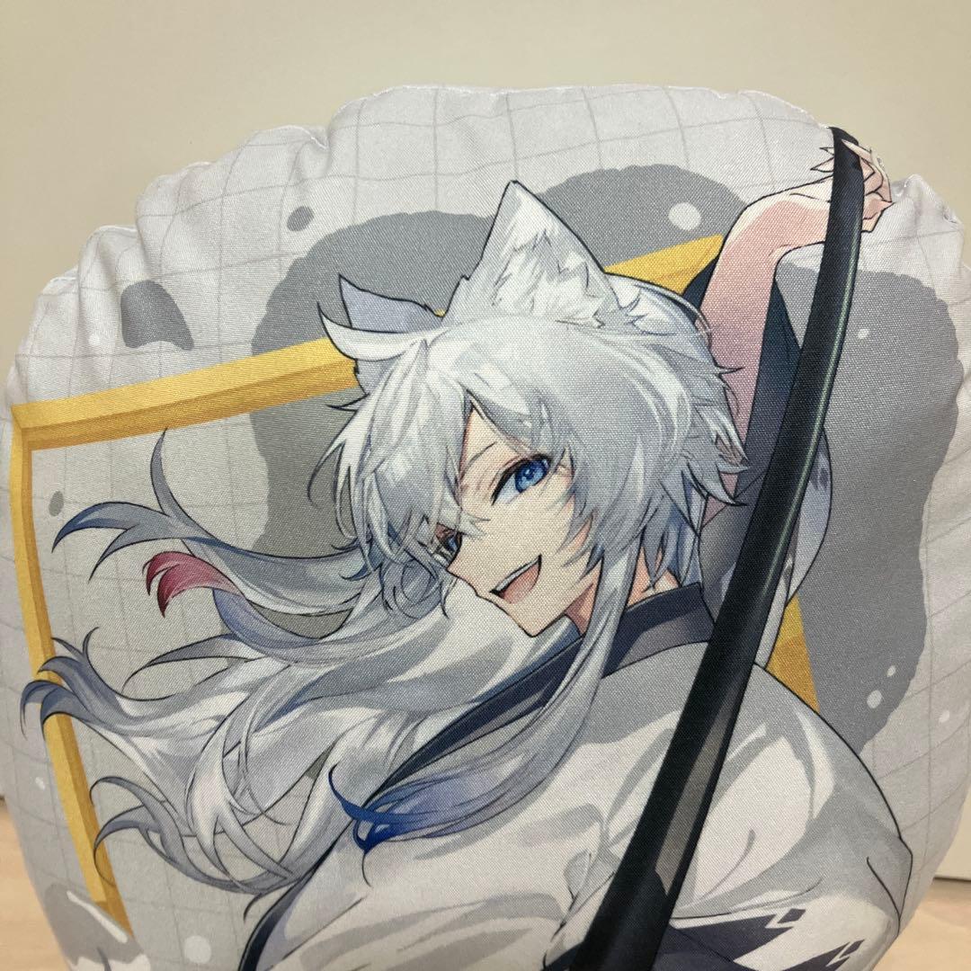 カラフルピーチ 一番くじ F賞 どぬく アートなクッション からピチ